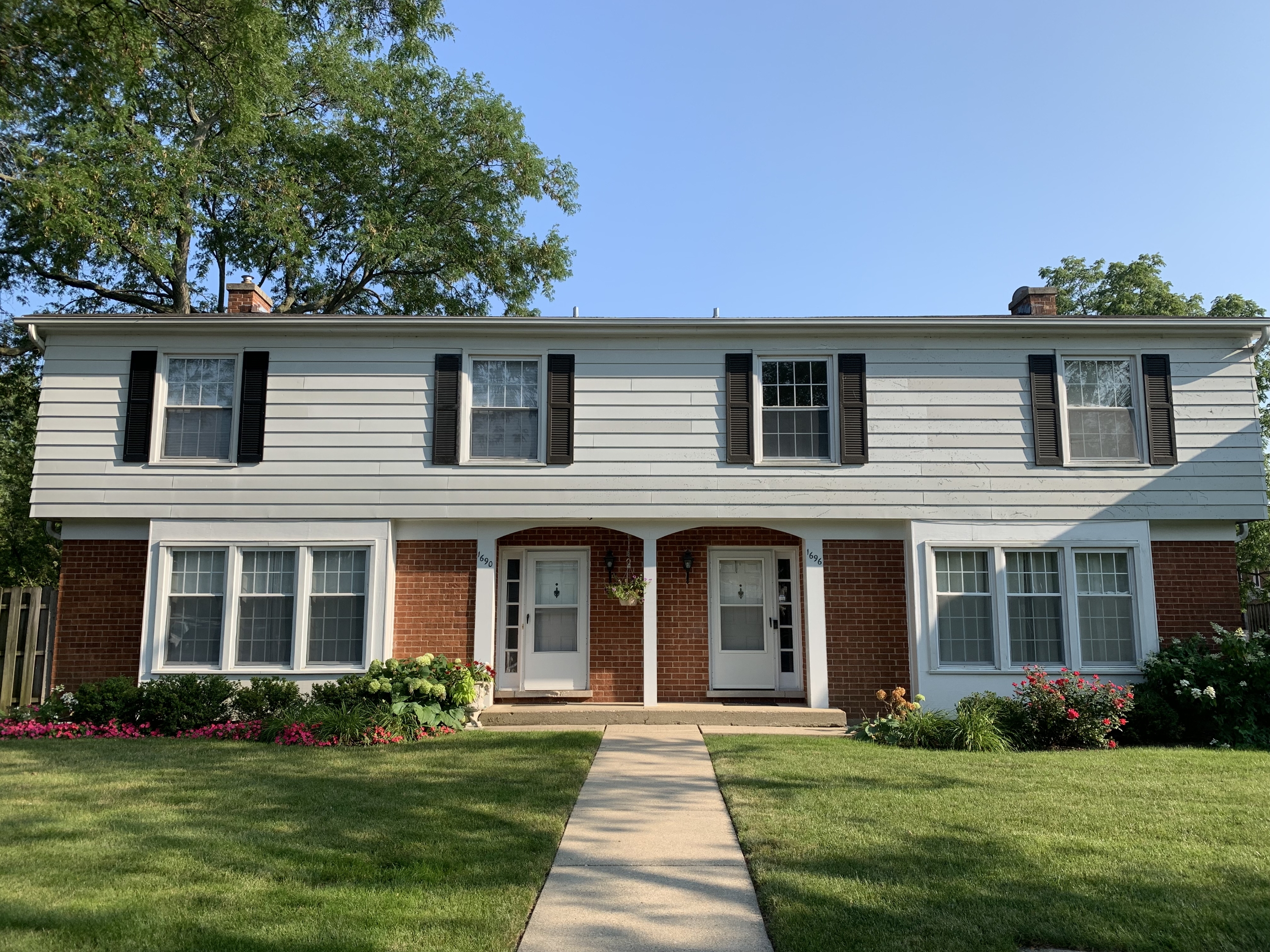 1700 Colonial Lane - 1
